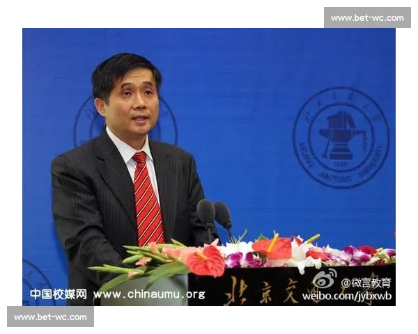 冠军奖杯的背后！汗水与泪水交织，铸就网坛新神话